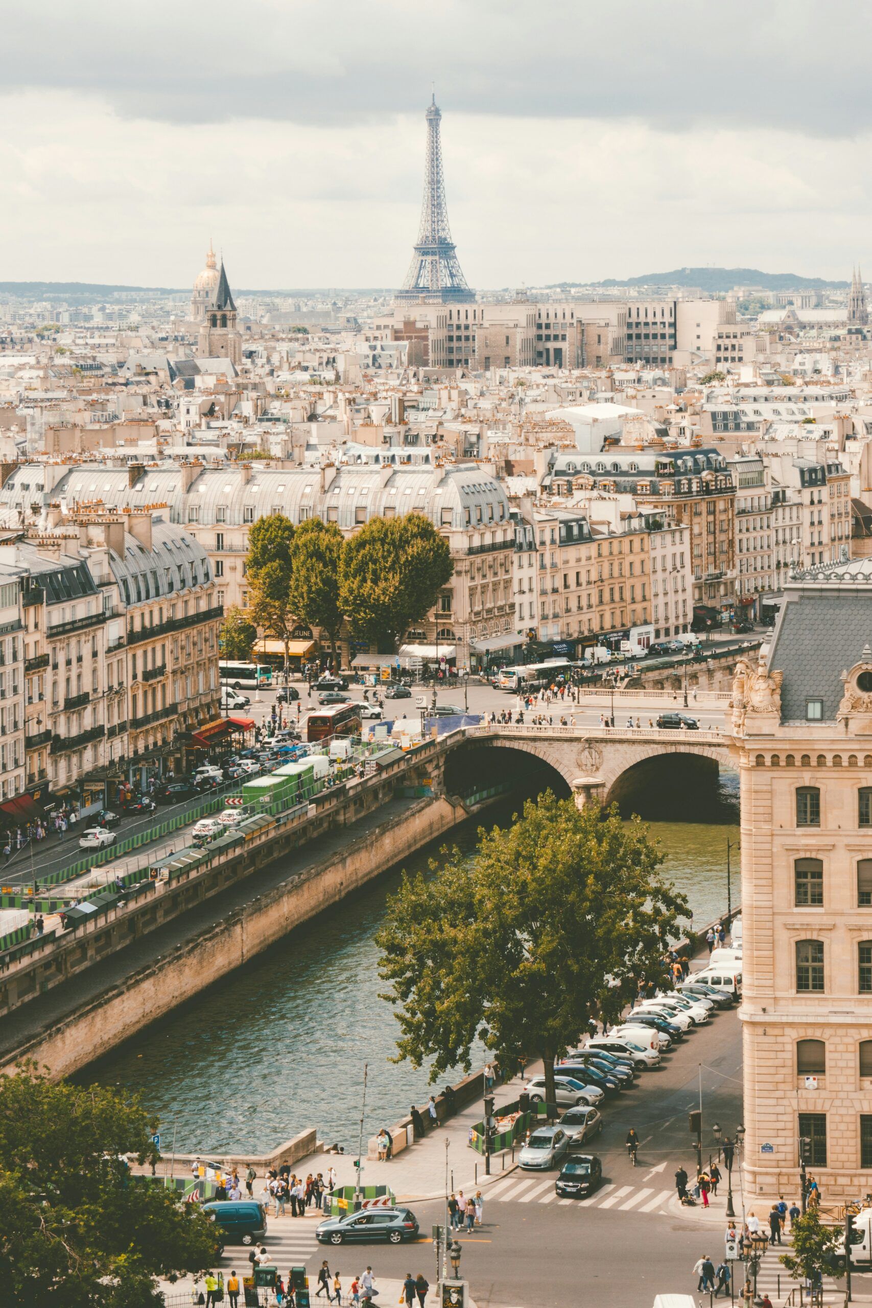 Paris Eiffel Tower Currencies | Golden Visa | Expats